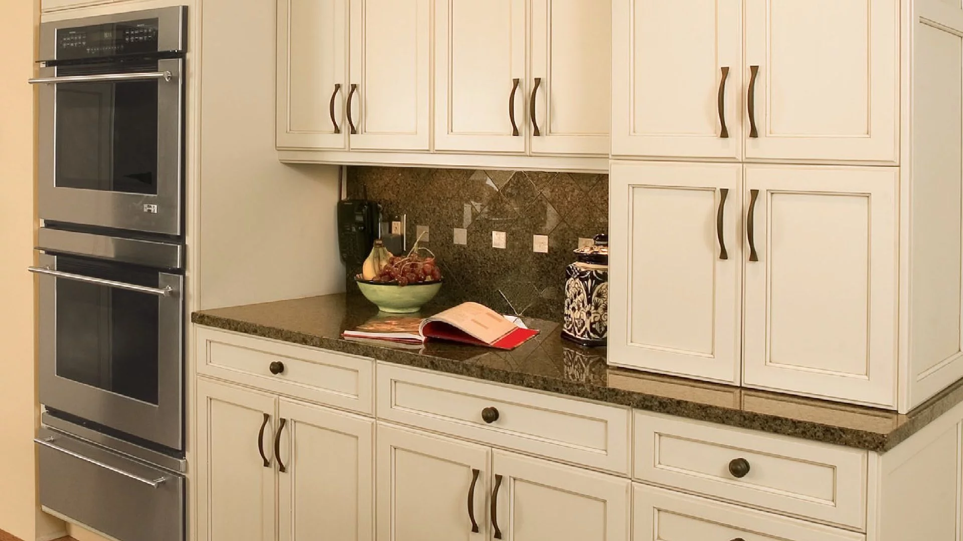Fair Cost Estimate - Kitchen Cabinet Refacing - Homewyse
